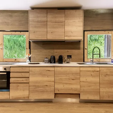 Hellochalet Cervinia - Snowline Lulu - Ski-in Ski-out Apartment *